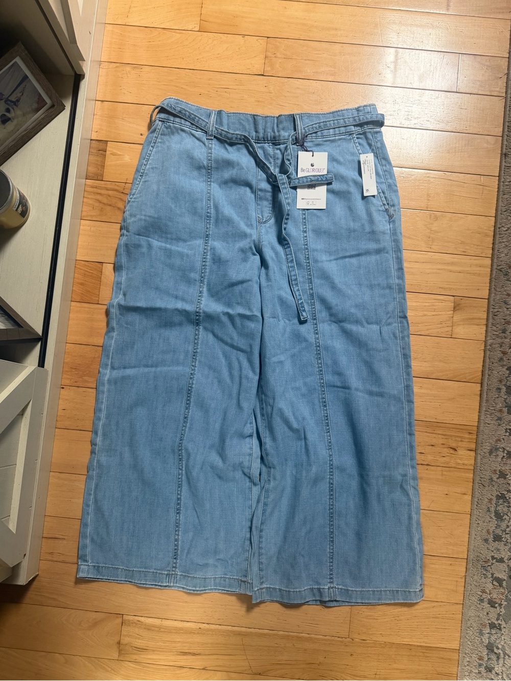 Gloria Vanderbilt Women’s Wide Leg soft Seam Pull On Crop Jeans Size 14 R